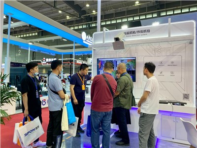 现场直击 | 星空网页版登录入口
通信亮相中国道路交通安全产品博览会